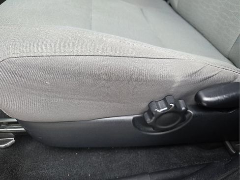 Used 2017 Toyota Tacoma 4x4 Double Cab image 14