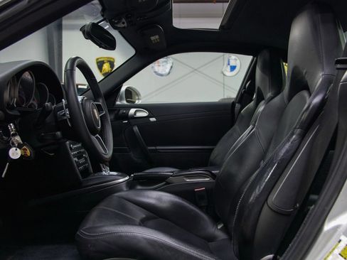 Used 2009 Porsche 911 Carrera S image 22