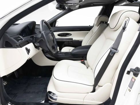 Used 2009 Maybach 62 S RWD image 24