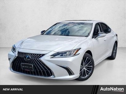 Used 2024 Lexus ES 250 w/ Premium Package