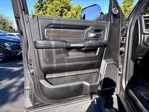 Used 2019 RAM 2500 Laramie AWD/4WD image 21
