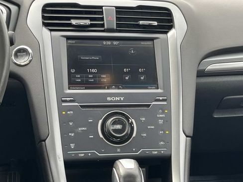 Used 2014 Ford Fusion Titanium AWD/4WD image 18
