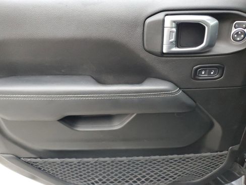 Used 2021 Jeep Wrangler Unlimited Sahara w/ Cold Weather Group image 29