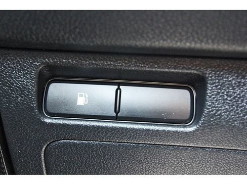 Used 2020 Kia Sorento L FWD image 25