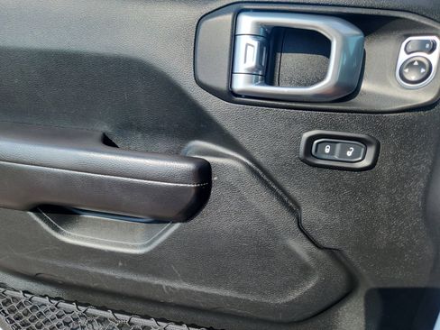 Used 2020 Jeep Wrangler Unlimited Sport S image 14