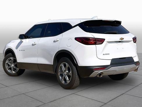 Used 2023 Chevrolet Blazer LT FWD image 13