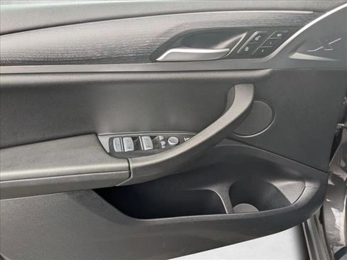 Used 2024 BMW X3 xDrive30i image 10