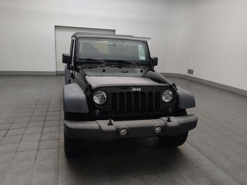 Used 2018 Jeep Wrangler Unlimited Sport S AWD/4WD image 14