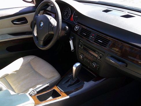 Used 2011 BMW 328i xDrive Sedan AWD/4WD image 20