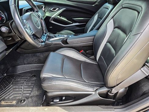 Certified 2023 Chevrolet Camaro LT w/ Technology Package image 16