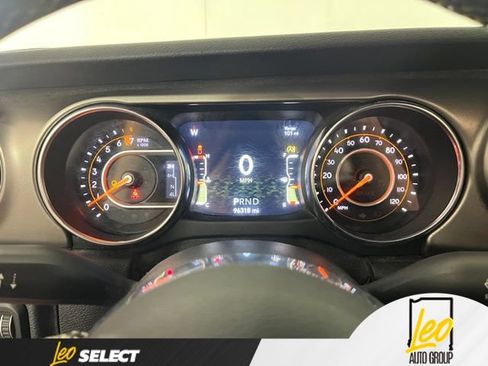 Used 2020 Jeep Gladiator Sport w/ Quick Order Package 24S AWD/4WD image 18