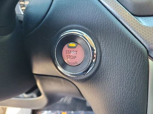 Used 2017 Nissan Pathfinder SL w/ SL Tech Package image 24