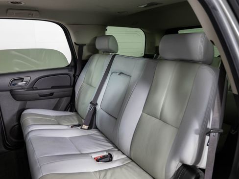 Used 2007 Chevrolet Tahoe LS image 17