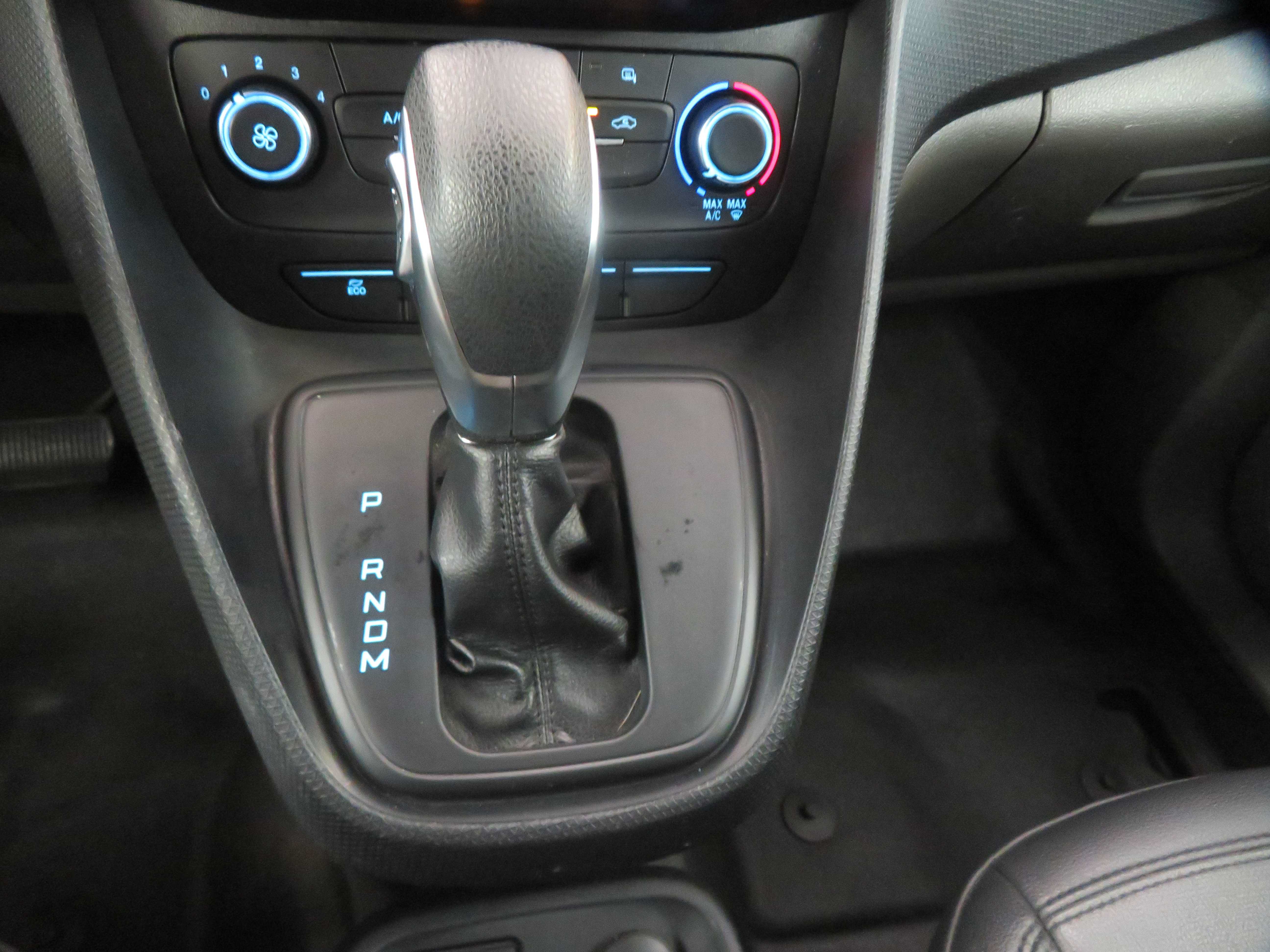 Used 2022 Ford Transit Connect XL FWD image 52