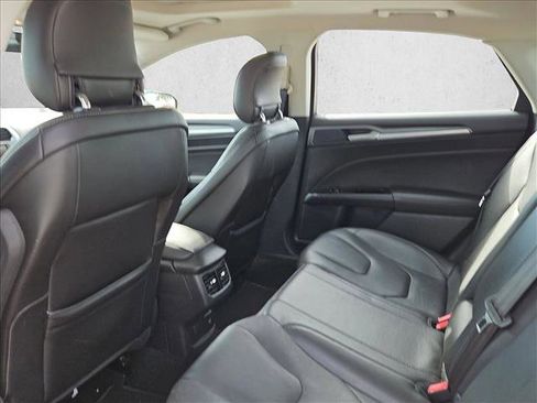 Used 2013 Ford Fusion Titanium w/ Titanium Driver Assist Pkg image 17