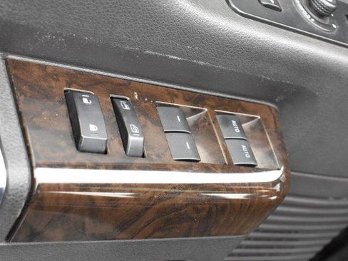 Used 2015 Ford F350 Platinum w/ Platinum Package image 10