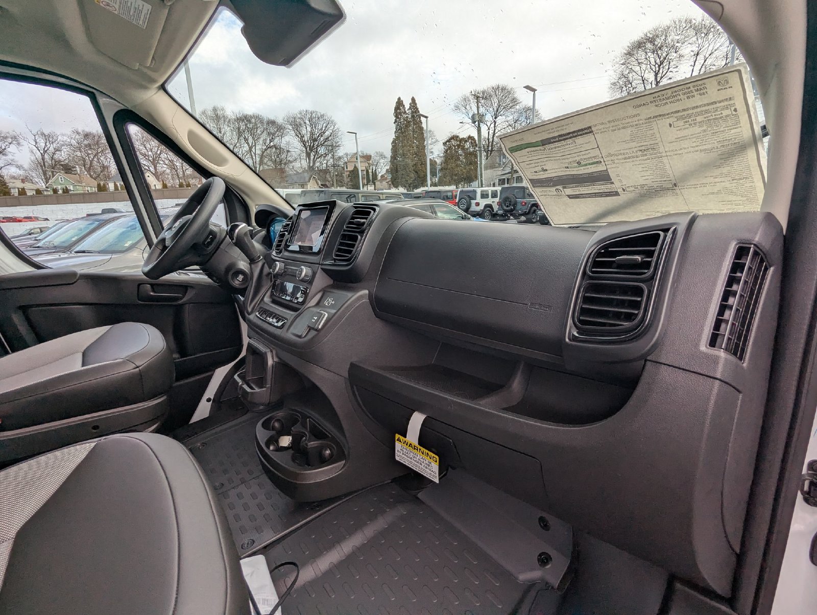 New 2026 RAM ProMaster 2500 w/ Convenience Group FWD image 21
