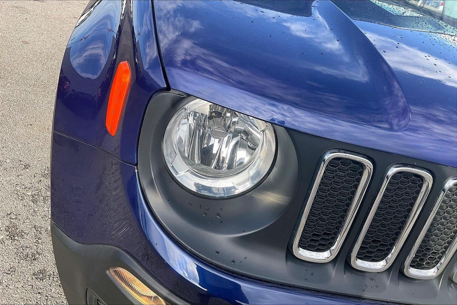Used 2017 Jeep Renegade Sport w/ Power & Air Group AWD/4WD image 27
