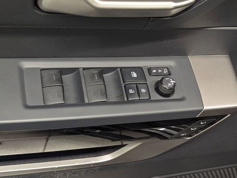 Used 2022 Toyota Tundra Limited image 19