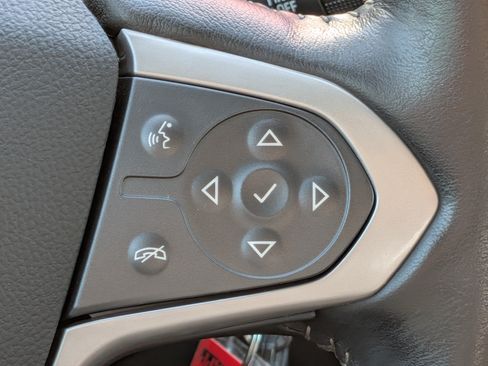 Used 2022 Chevrolet Colorado ZR2 AWD/4WD image 25