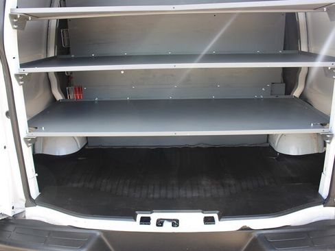 Used 2021 Chevrolet Express 2500 RWD image 9