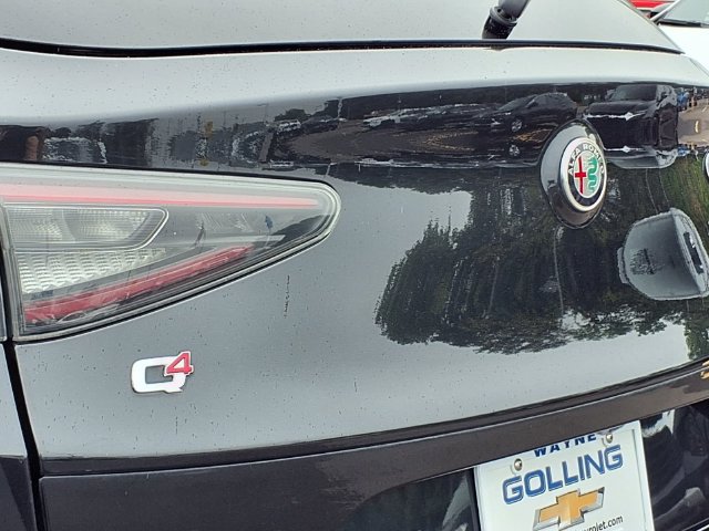 Used 2024 Alfa Romeo Stelvio Ti AWD/4WD image 25