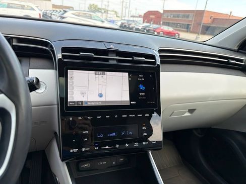Used 2024 Hyundai Tucson Limited AWD/4WD image 23