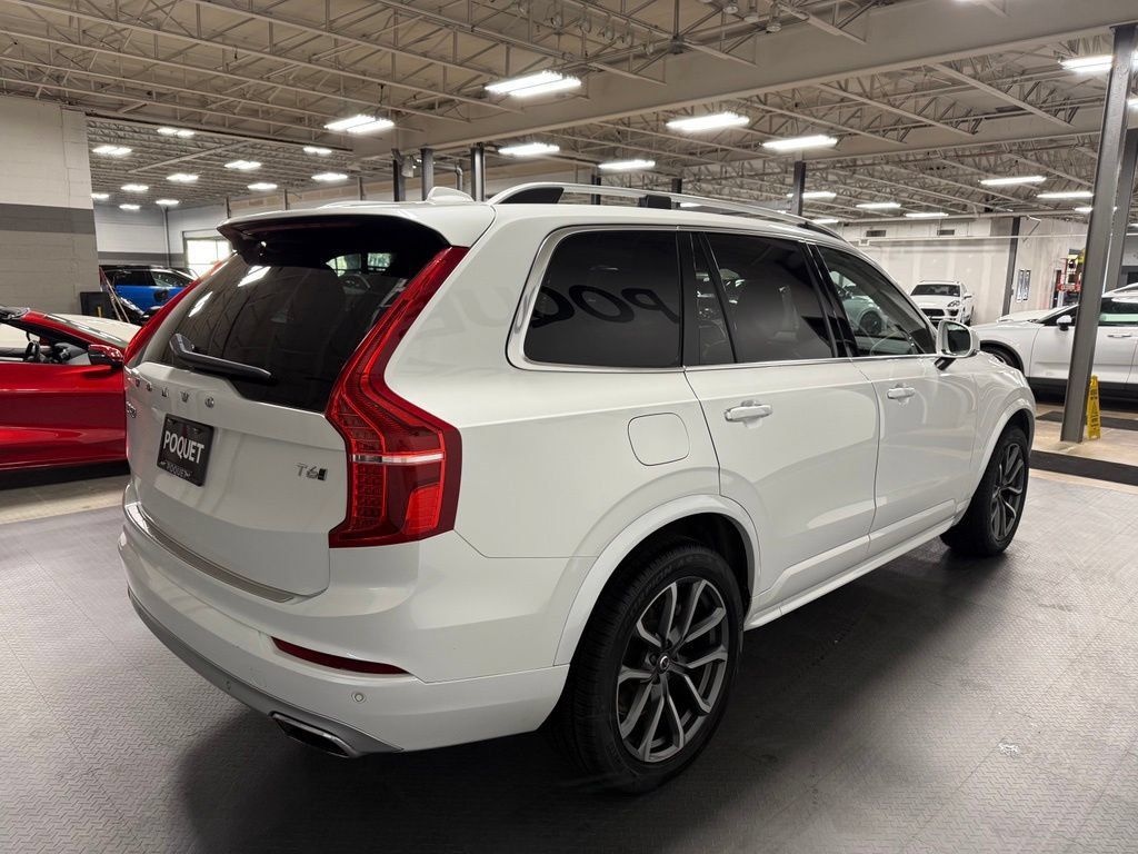 Used 2019 Volvo XC90 T6 Momentum w/ Protection Package Premier AWD/4WD image 4