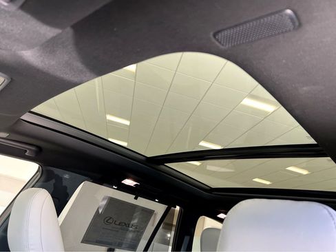 New 2026 Lexus TX 350 AWD image 10