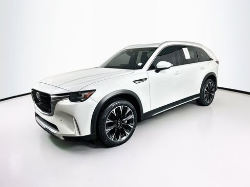 Used 2024 MAZDA CX-90 Plug-In Hybrid w/ Premium Pkg AWD/4WD image 3