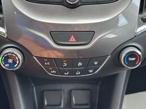 Used 2016 Chevrolet Cruze LT FWD image 22
