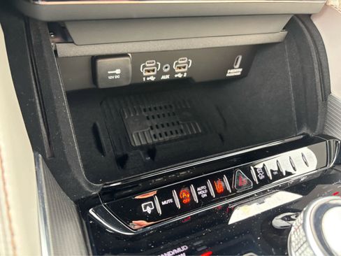 New 2026 Jeep Grand Wagoneer Summit w/ Premium Group III image 55