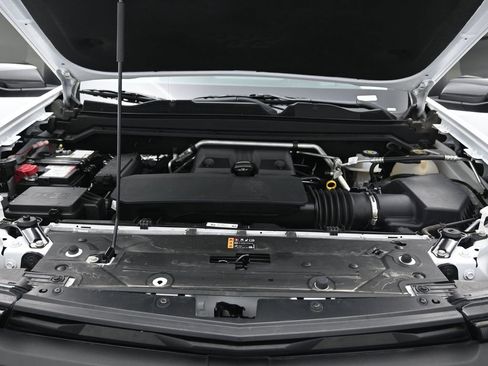 Certified 2024 Chevrolet Colorado Trail Boss w/ Advanced Trailering Package image 26