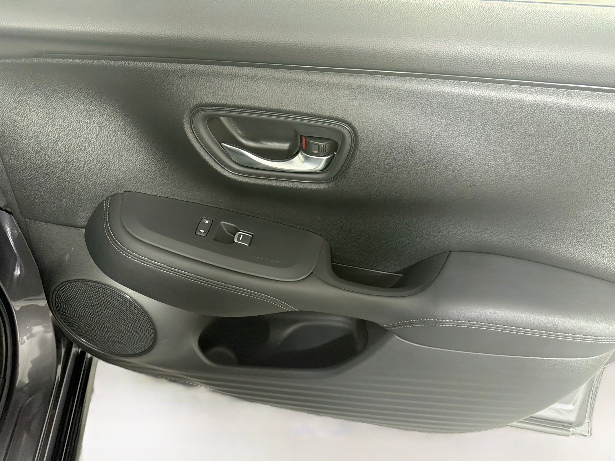 Used 2024 Honda HR-V EX-L image 30