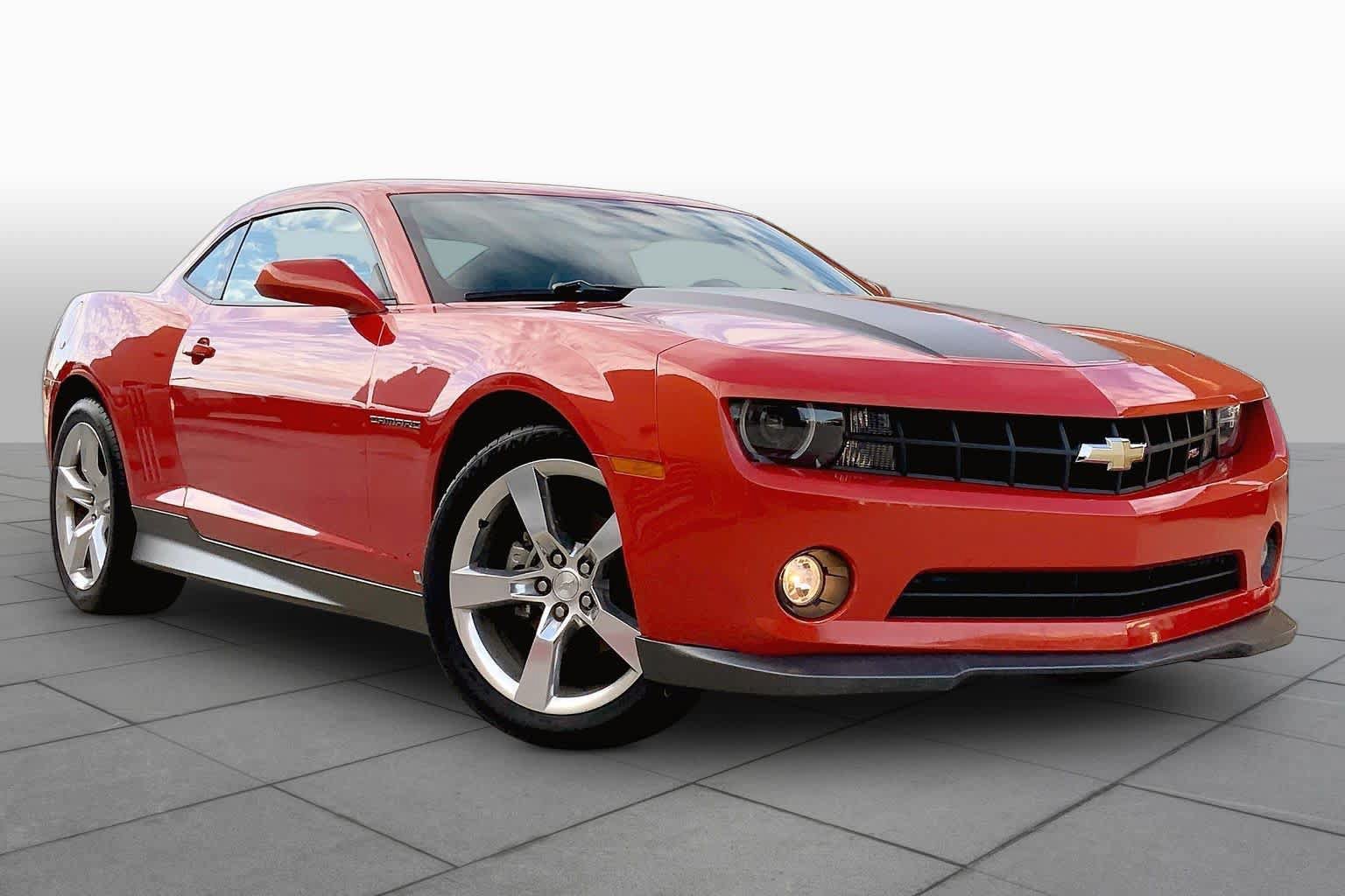 Used 2010 Chevrolet Camaro LT w/ RS Package RWD image 2