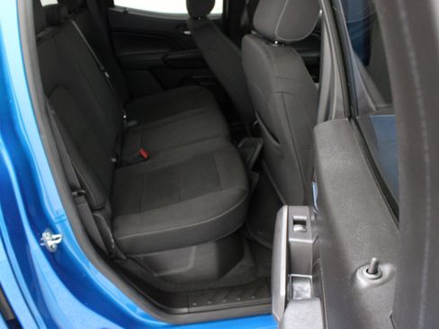 Used 2023 Chevrolet Colorado LT AWD/4WD image 30