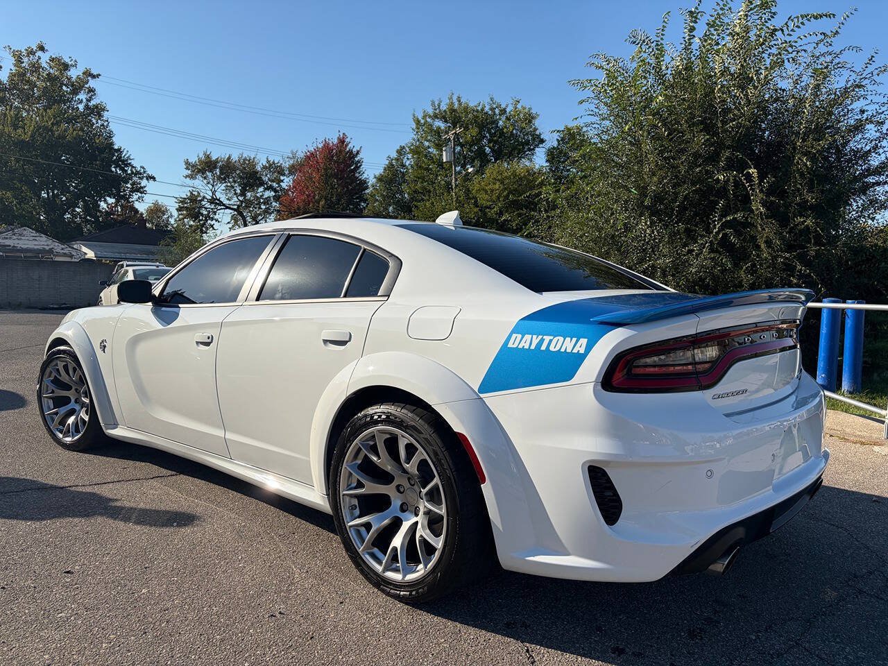 Used 2020 Dodge Charger SRT Hellcat w/ Harman/Kardon Audio Group RWD image 2