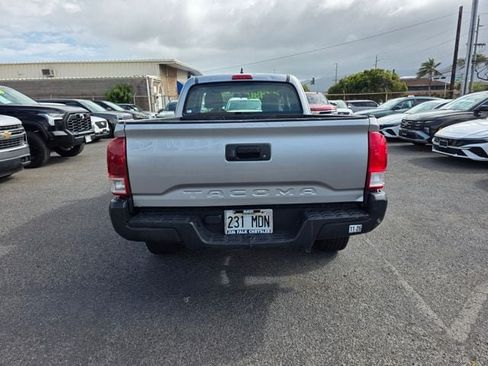 Used 2017 Toyota Tacoma SR RWD image 6