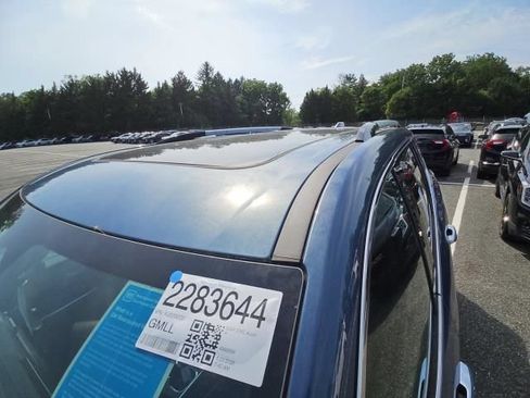 Used 2024 GMC Acadia Denali w/ Super Cruise Package AWD/4WD image 3