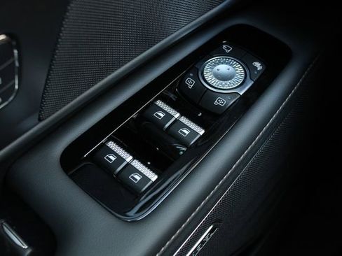 New 2026 Lincoln Nautilus Reserve AWD/4WD image 38