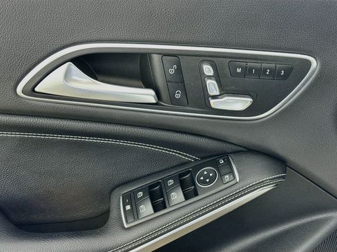 Used 2018 Mercedes-Benz CLA 250 4MATIC image 20