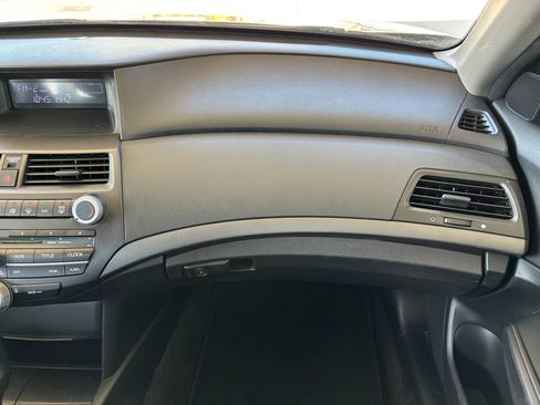 Used 2009 Honda Accord LX-P image 19