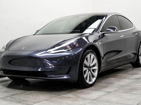 Used 2019 Tesla Model 3 Mid Range image 6