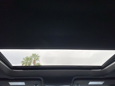 Used 2024 Chevrolet Silverado 3500 High Country w/ High Country Premium Package image 19