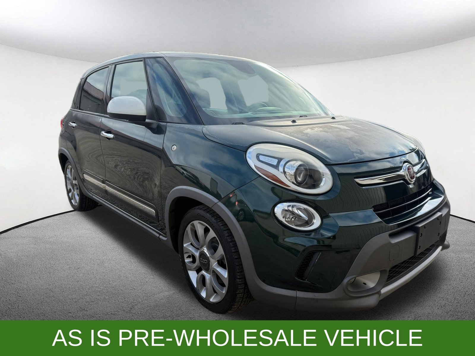 Used 2015 FIAT 500L Trekking FWD image 11