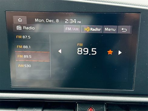 Used 2023 Kia Niro LX image 14