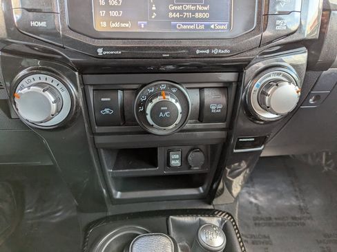 Used 2018 Toyota 4Runner TRD Off-Road Premium image 20