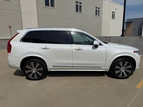 Used 2020 Volvo XC90 T6 Inscription w/ Protection Package AWD/4WD image 2