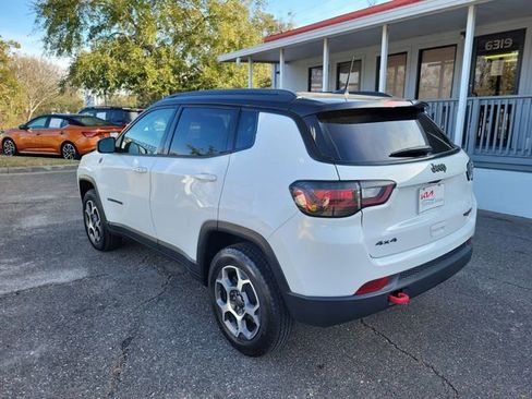 Used 2022 Jeep Compass Trailhawk w/ Trailhawk Elite Group image 3