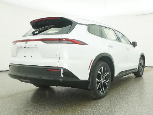 New 2026 Toyota Crown Signia XLE image 26